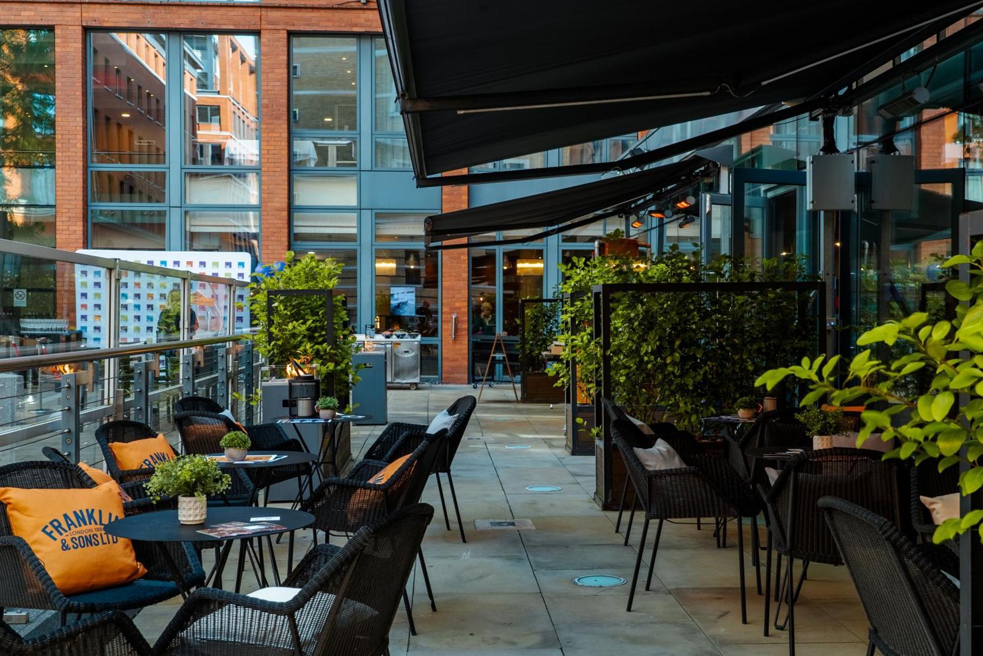 Hilton Garden Inn Birmingham Brindley Place מראה חיצוני תמונה