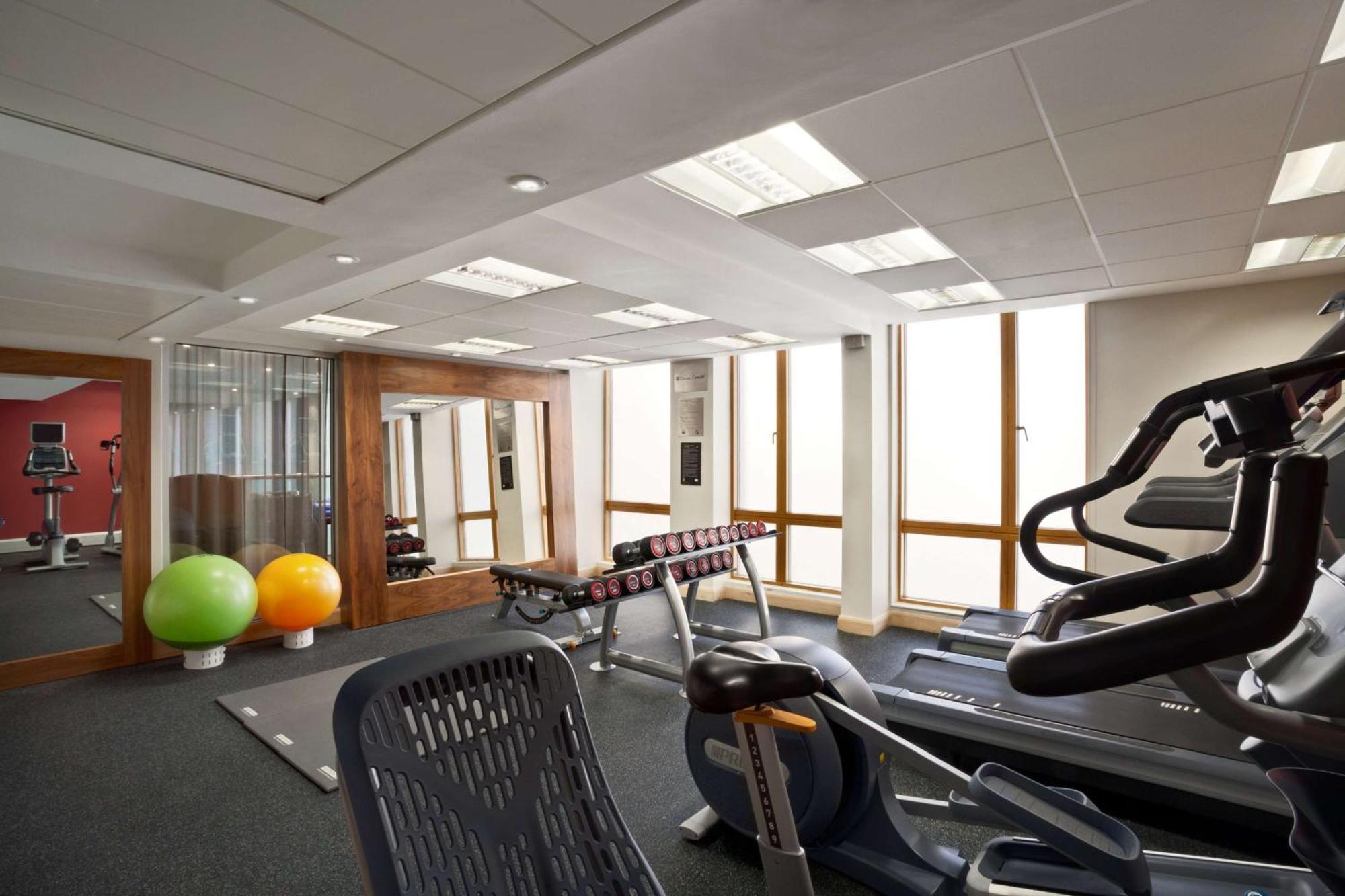 Hilton Garden Inn Birmingham Brindley Place מראה חיצוני תמונה